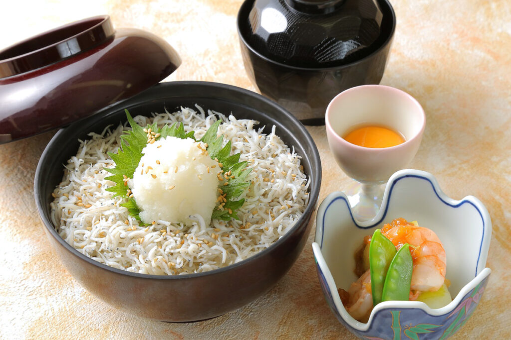 しらす丼