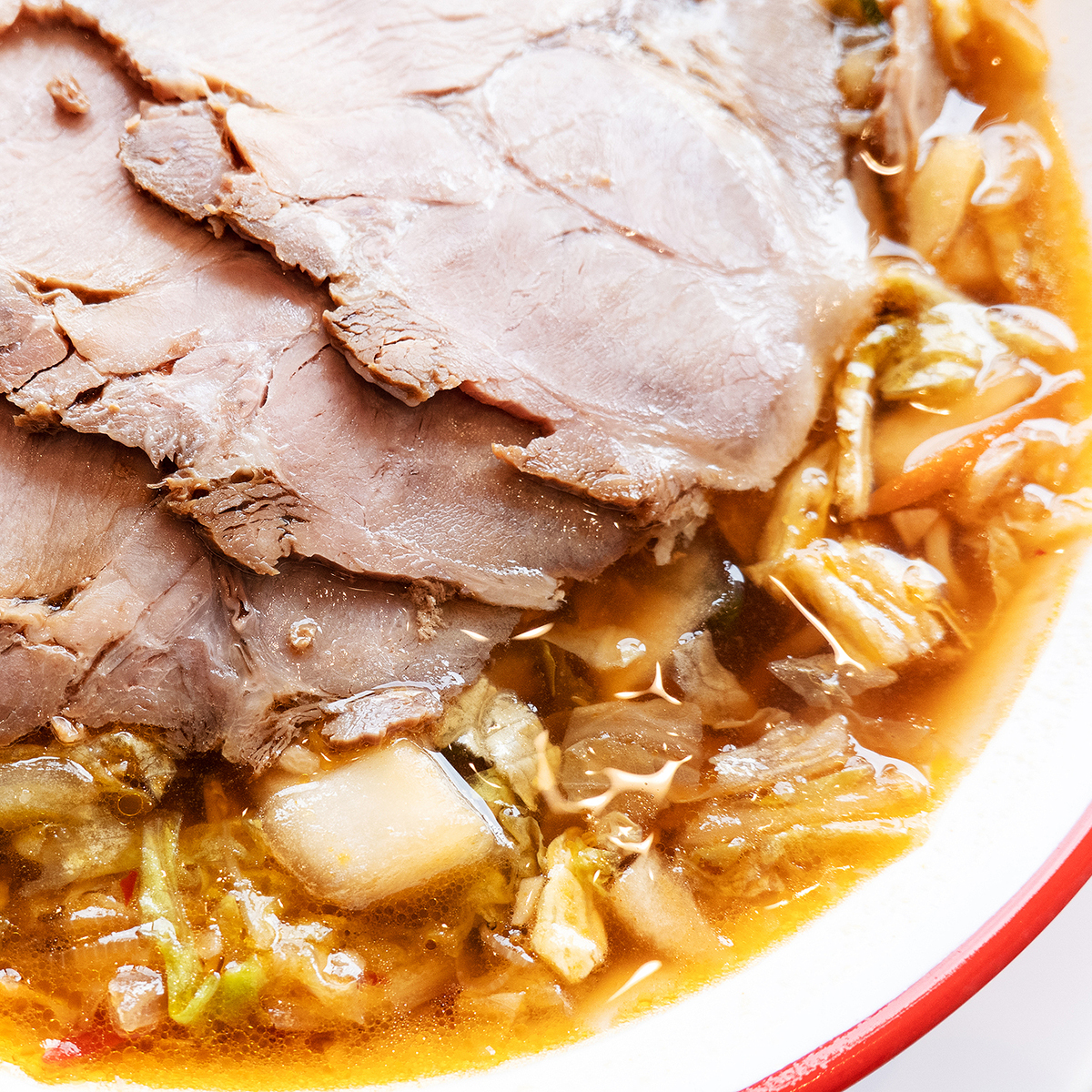 ピリ辛&野菜たっぷり「天理ラーメン」