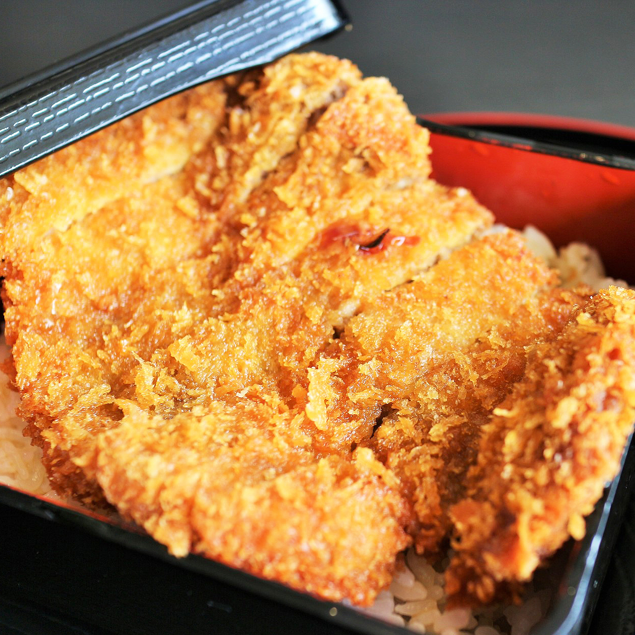 店によって個性がある「黒豚とんかつ」のイメージ