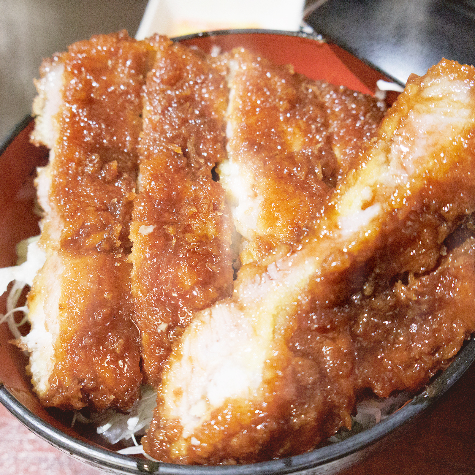 「会津ソースカツ丼」のアップ