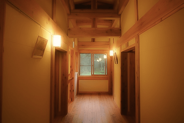 有峰ハウス(富山・有峰)